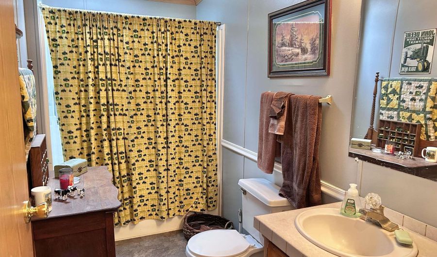 141 Smoky Hill Riv, Adrian, MI 49221 - 4 Beds, 2 Bath