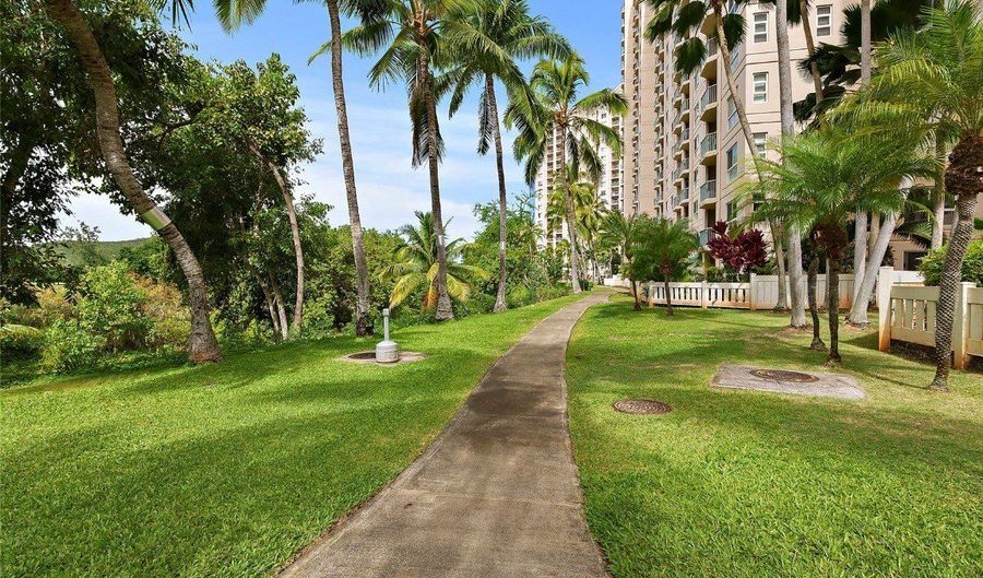 1080 Ala Napunani Street 403, Honolulu, HI 96818 - 2 Beds, 2 Bath
