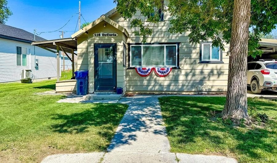 635 Decoria Ave, Arco, ID 83213 - 3 Beds, 2 Bath