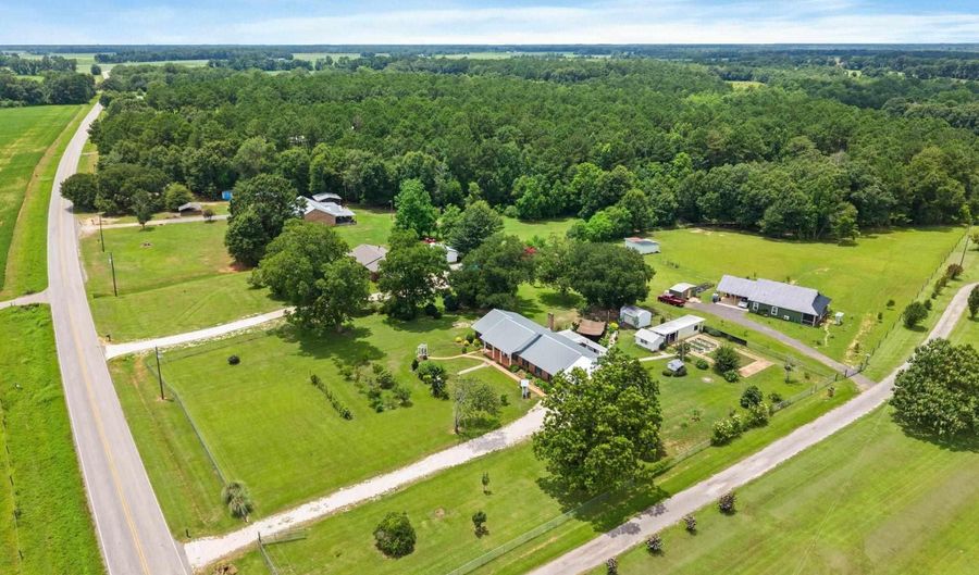 3791 Robinsonville Rd, Atmore, AL 36502 - 3 Beds, 2 Bath