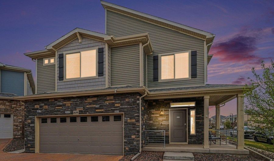 26288 E Maple Dr, Aurora, CO 80018 - 2 Beds, 3 Bath