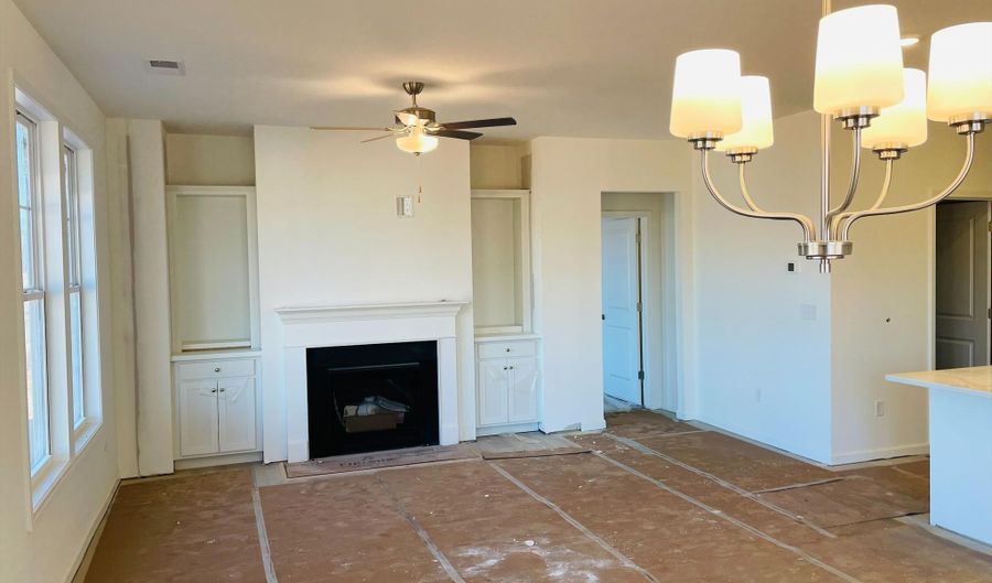 167 Hunter Ridge Dr, Boiling Springs, SC 29316 - 4 Beds, 2 Bath