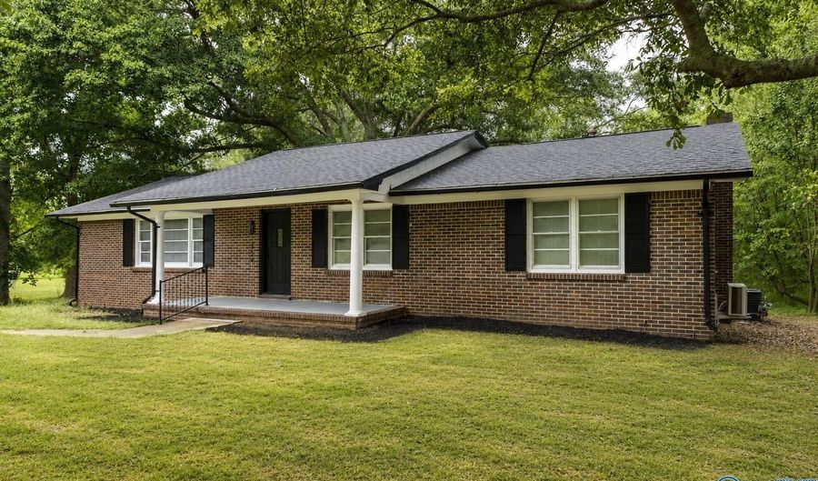 1259 Friendship Rd, Arab, AL 35016 - 4 Beds, 2 Bath