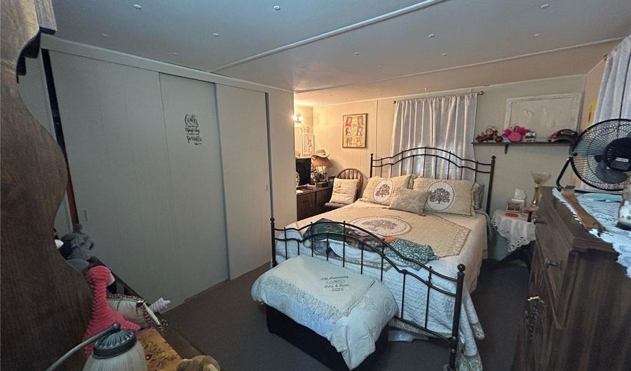 56304 HAZELNUT Rd, Astor, FL 32102 - 1 Beds, 1 Bath