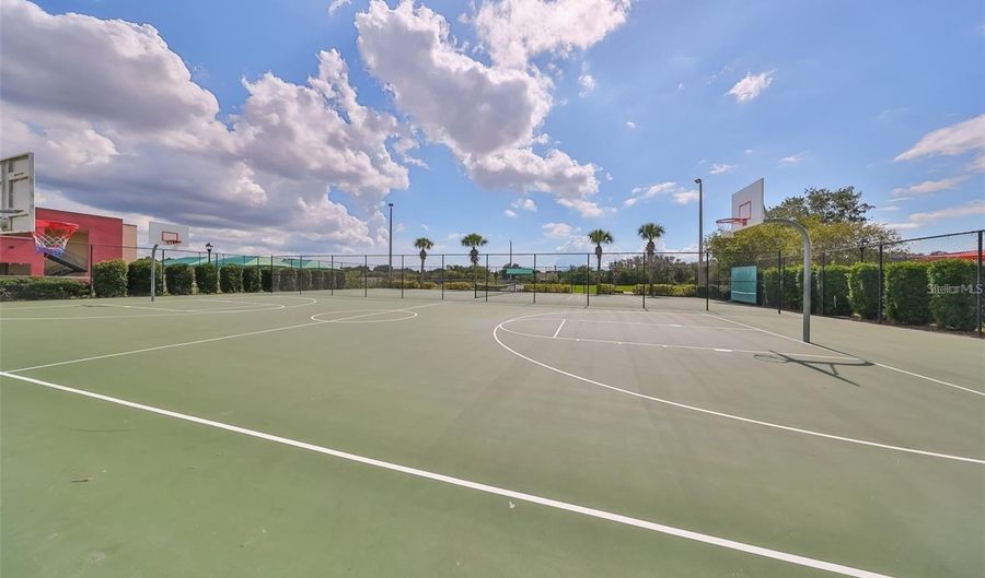 6914 MONARCH PARK Dr, Apollo Beach, FL 33572 - 4 Beds, 2 Bath
