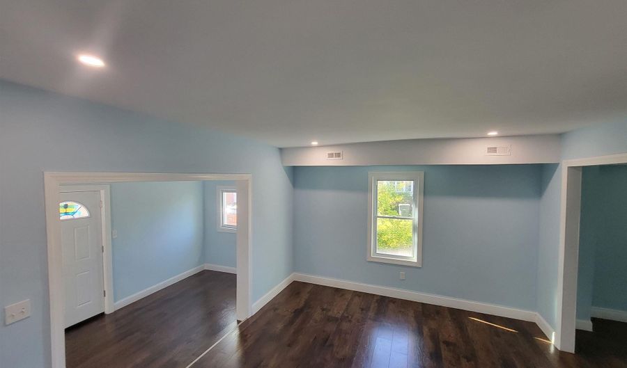 907 Michigan Ave, Atlantic City, NJ 08401 - 3 Beds, 2 Bath