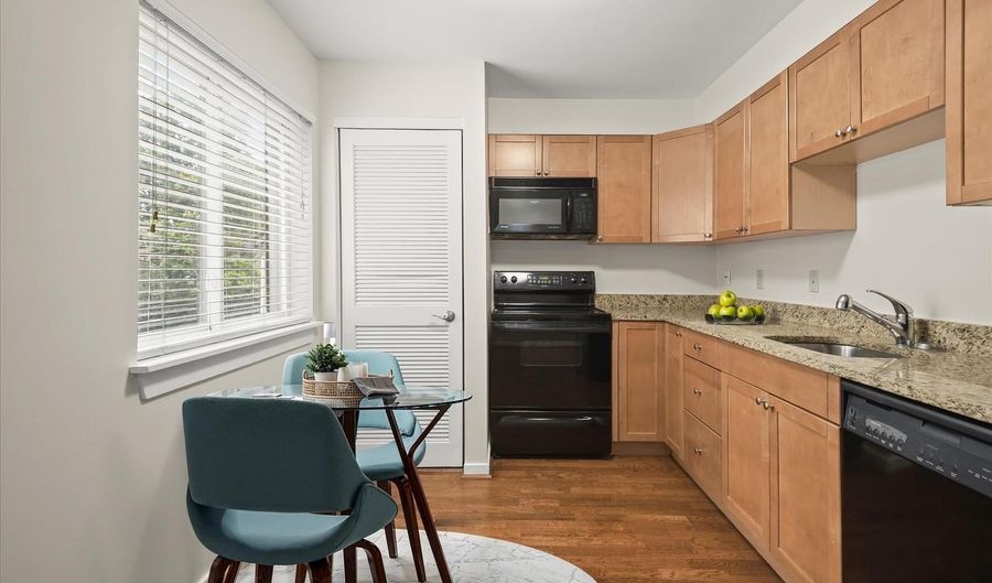 8908 BATTERY Pl #5, Bethesda, MD 20814 - 1 Beds, 1 Bath