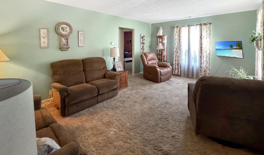 4329 Rutgers Dr Unit 40B, Anderson, IN 46013 - 2 Beds, 3 Bath