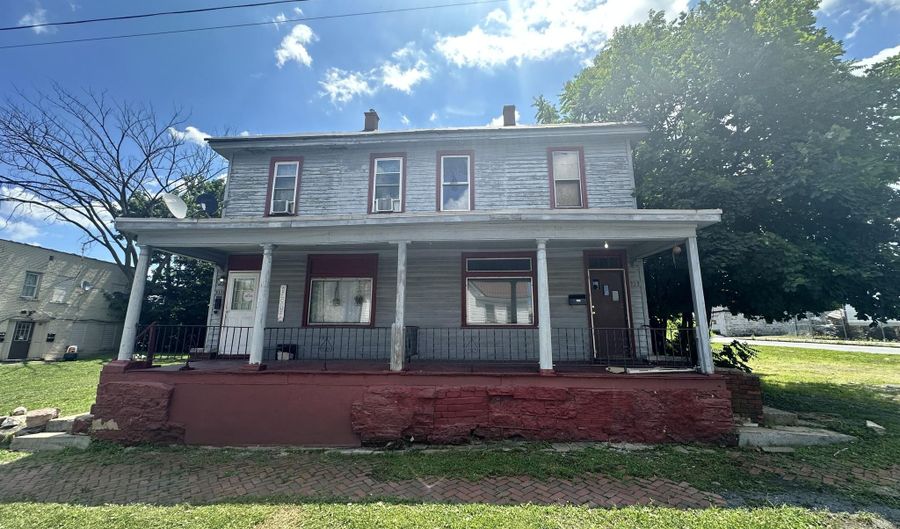917-919 8th Ave, Altoona, PA 16602 - 6 Beds, 2 Bath