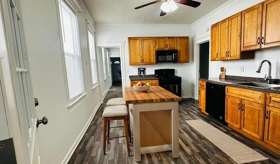 128 W 26TH St 1, Bayonne, NJ 07002 - 2 Beds, 1 Bath