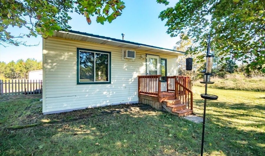 1128 County Road C, Arkdale, WI 54613 - 1 Beds, 1 Bath