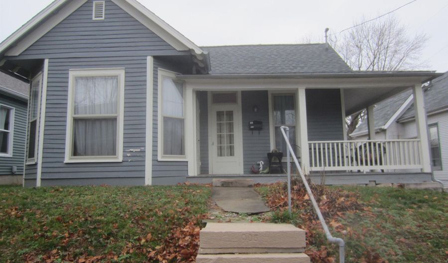 908 W 3rd St, Bloomington, IN 47404 - 2 Beds, 1 Bath