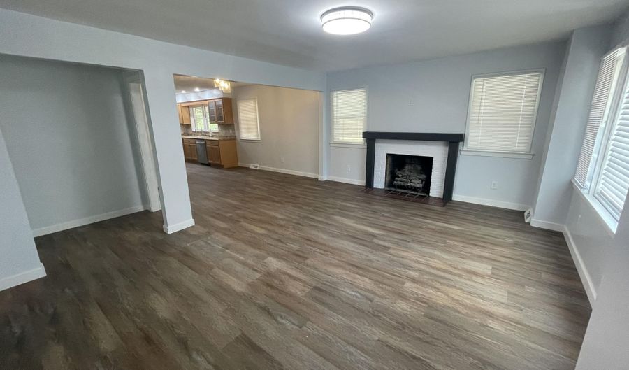 903 Valley View St, Aiken, SC 29801 - 3 Beds, 3 Bath