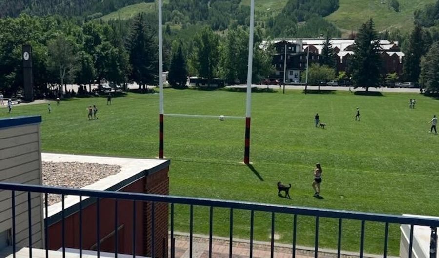 301 E Hyman Avenue Unit # 206 Wks 14 23 39 #206 (Wks 14,23,39), Aspen, CO 81611 - 1 Beds, 2 Bath