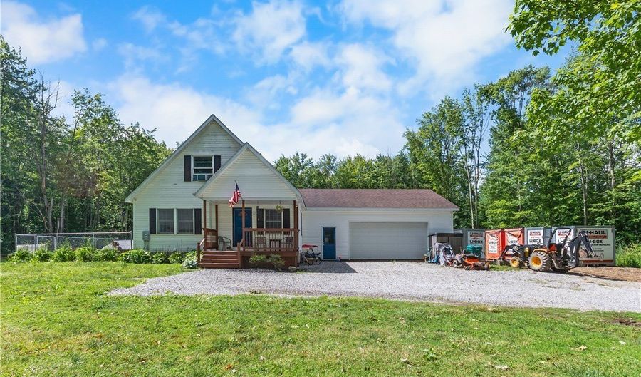 1318 Daly Rd, Ashtabula, OH 44004 - 3 Beds, 2 Bath