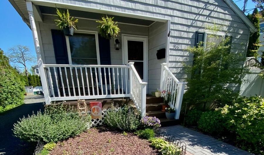 906 16th Ave front, Belmar, NJ 07719 - 3 Beds, 2 Bath