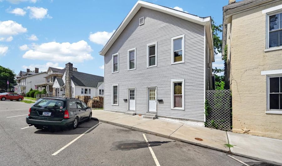 206 4th St 208, Aurora, IN 47001 - 4 Beds, 2 Bath