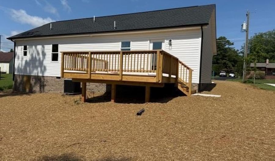 166 Plant Dr, Appomattox, VA 24522 - 3 Beds, 2 Bath