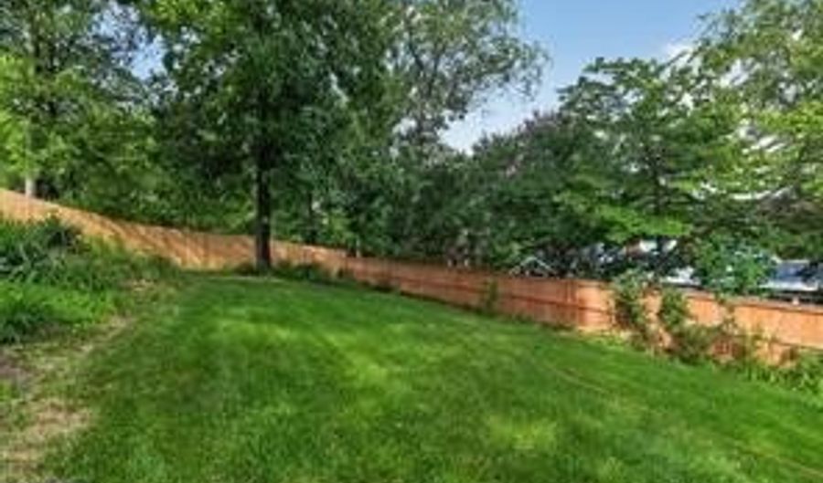 250 ASPEN St, Alexandria, VA 22305 - 5 Beds, 4 Bath
