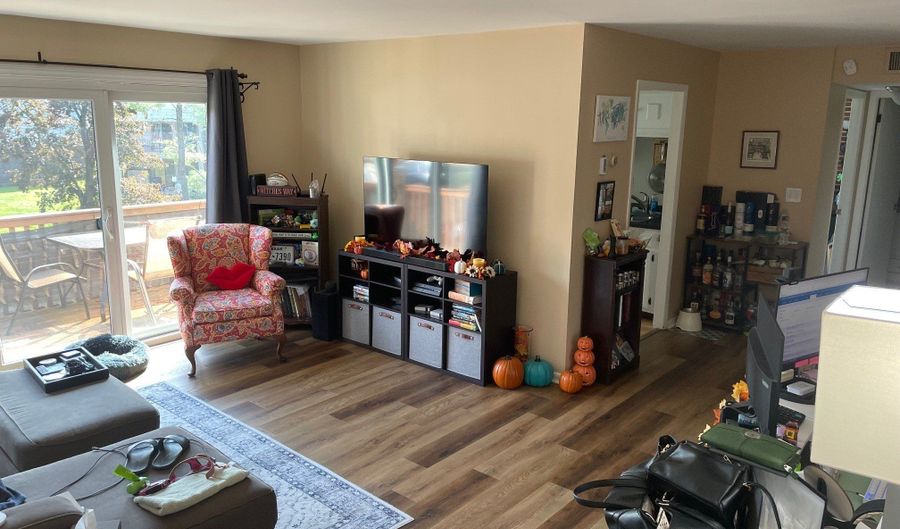 22 Linda Ct 22, Cromwell, CT 06416 - 1 Beds, 1 Bath