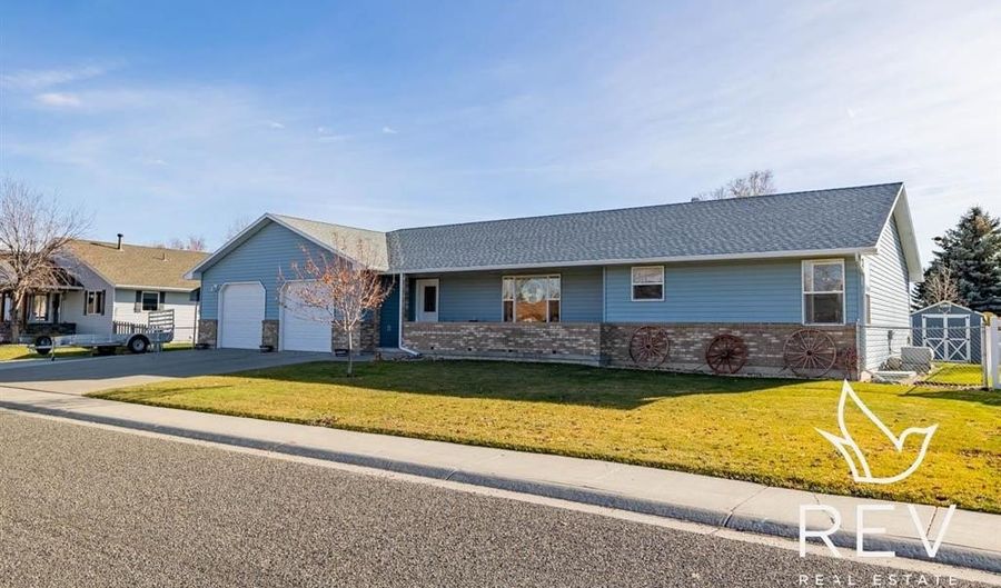 3414 Frisby Ave, Cody, WY 82414 - 5 Beds, 2 Bath