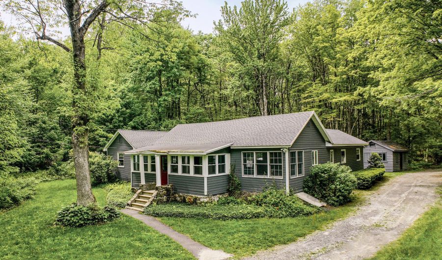162 YMCA Rd, Becket, MA 01223 - 3 Beds, 2 Bath
