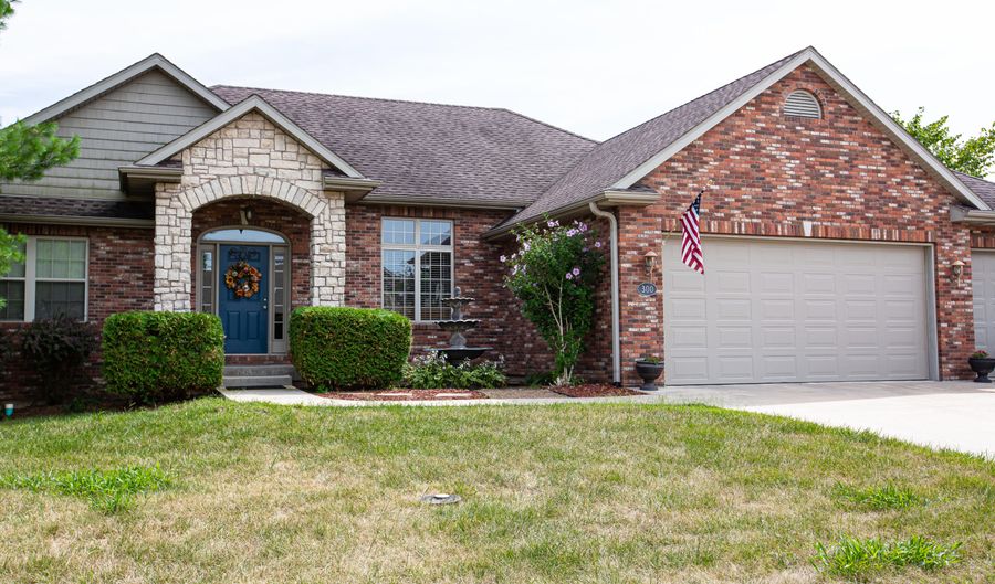 300 REDWING Dr, Ashland, MO 65010 - 5 Beds, 3 Bath