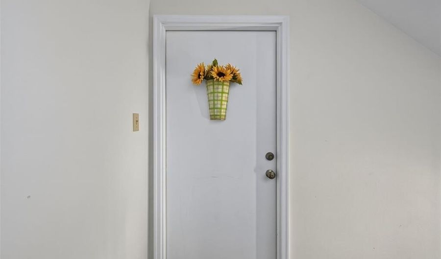 1315 Holgate Dr B, Ballwin, MO 63021 - 2 Beds, 2 Bath