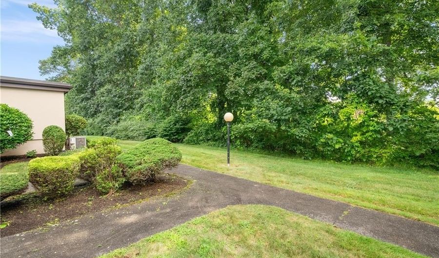 2970 Mendon Rd 154, Cumberland, RI 02864 - 3 Beds, 2 Bath