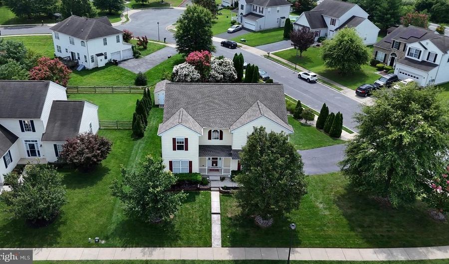 14 RIVERSIDE Rd, Dover, DE 19904 - 5 Beds, 4 Bath