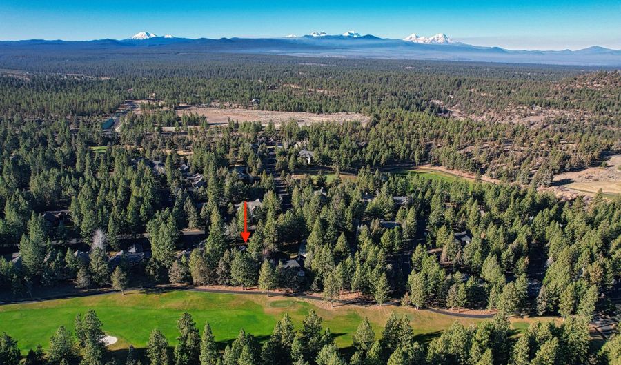 3563 NW McCready Dr, Bend, OR 97703 - 4 Beds, 3 Bath