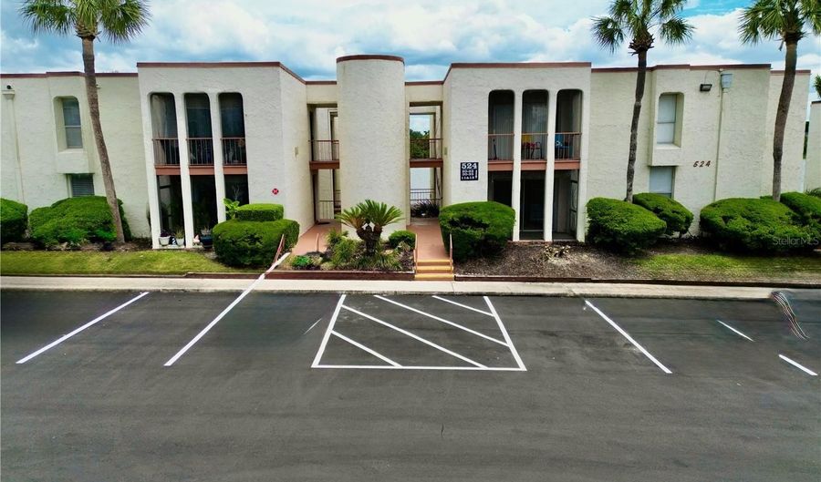 524 ORANGE Dr 11, Altamonte Springs, FL 32701 - 2 Beds, 2 Bath
