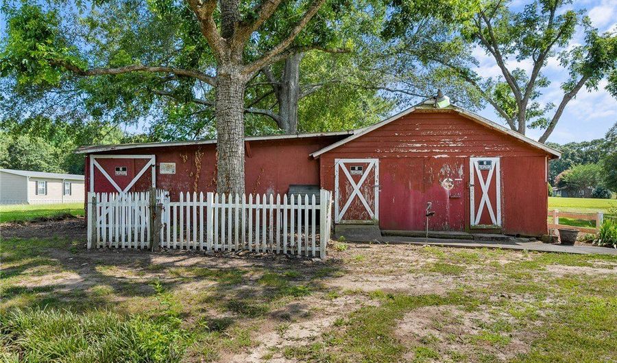 523 Crawford Rd, Belton, SC 29627 - 3 Beds, 3 Bath