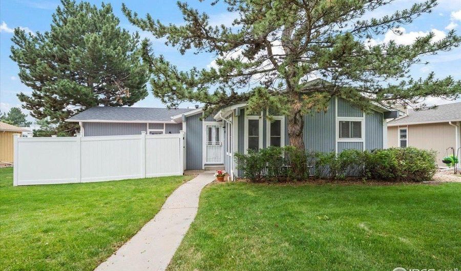 42 Scott Dr S, Broomfield, CO 80020 - 3 Beds, 2 Bath