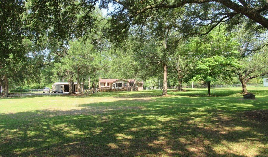 9971 Indian Camp Rd, Albany, GA 31705 - 2 Beds, 1 Bath