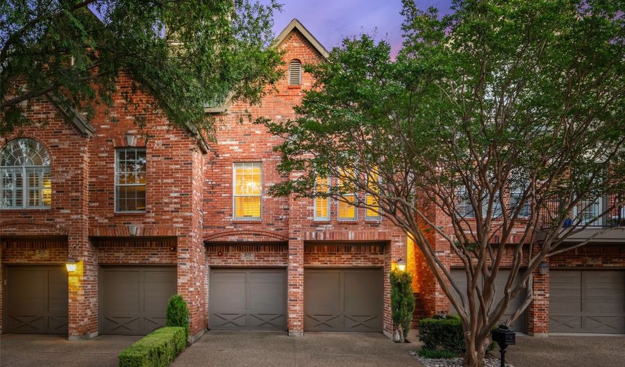 4133 Towne Green Cir, Addison, TX 75001 - 3 Beds, 3 Bath