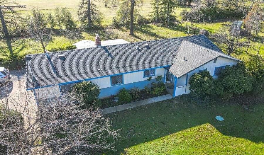 17405 Maryann Ln, Anderson, CA 96007 - 3 Beds, 2 Bath