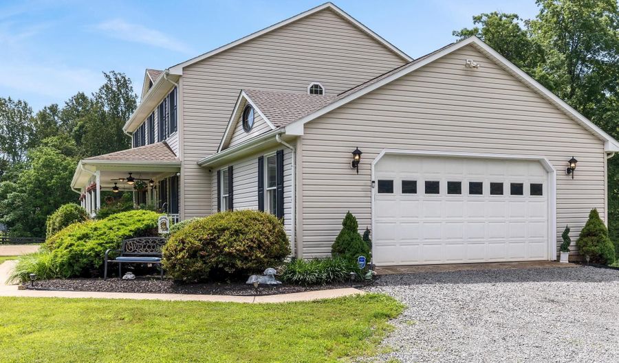 48 MADDOX Ln, Amissville, VA 20106 - 4 Beds, 4 Bath