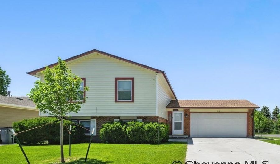 5119 KING ARTHUR Way, Cheyenne, WY 82009 - 4 Beds, 2 Bath