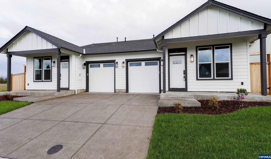 2379 W 9th Ave, Junction City, OR 97448 - 3 Beds, 2 Bath
