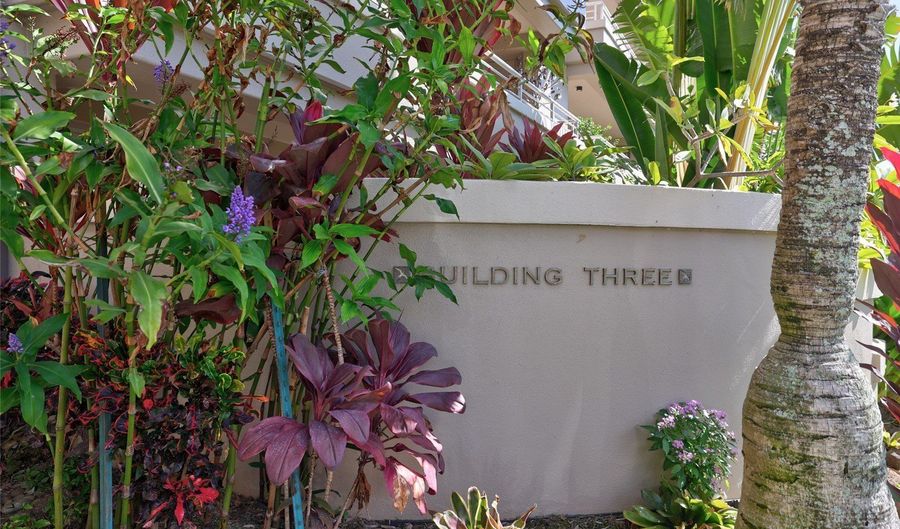 1 Keahole Place 3304, Honolulu, HI 96825 - 2 Beds, 2 Bath