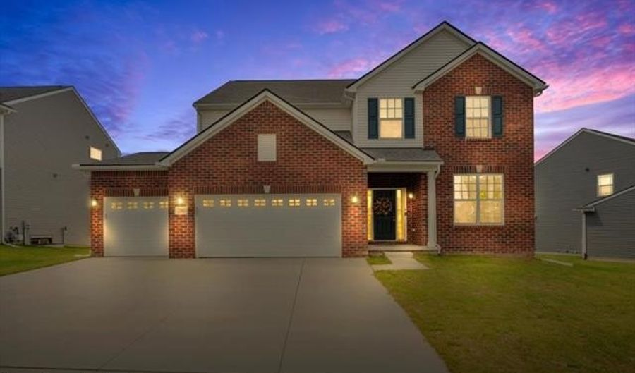 280 Honey Tree Way, Ann Arbor, MI 48103 - 4 Beds, 3 Bath