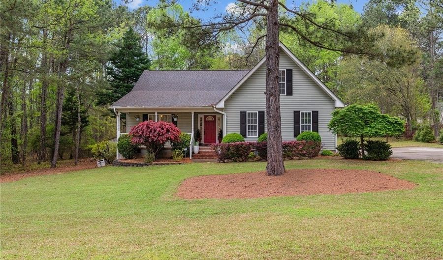 89 Sandpiper Dr, Whispering Pines, NC 28327 - 4 Beds, 2 Bath