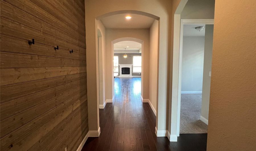 616 Ardath Rd, Aledo, TX 76008 - 3 Beds, 2 Bath