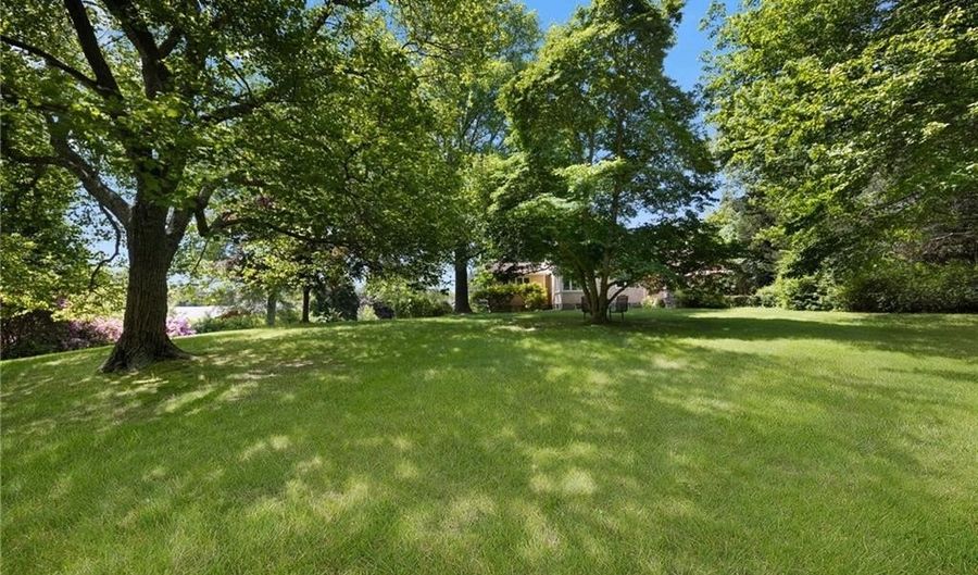 39 Highland Ave, Narragansett, RI 02882 - 3 Beds, 3 Bath