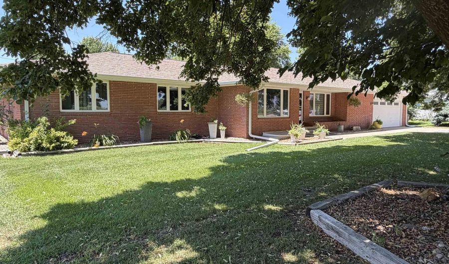 1815 Craig Rd, Aurora, NE 68818 - 4 Beds, 3 Bath