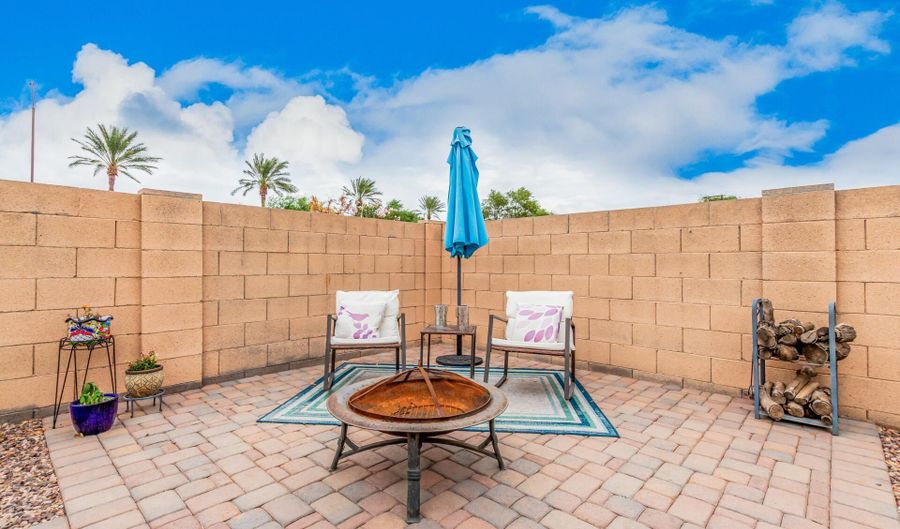 3218 N DESERT HORIZONS Ln, Casa Grande, AZ 85122 - 3 Beds, 2 Bath