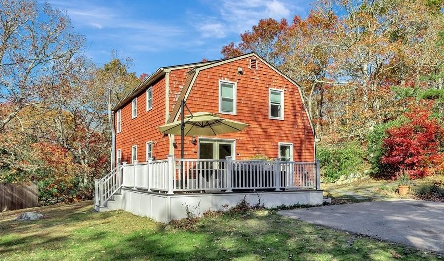 89 Narrow Ln, Charlestown, RI 02813 - 3 Beds, 3 Bath