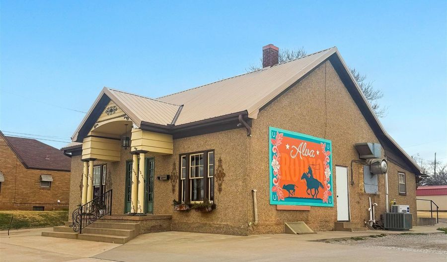 319 Oklahoma Blvd, Alva, OK 73717 - 3 Beds, 2 Bath