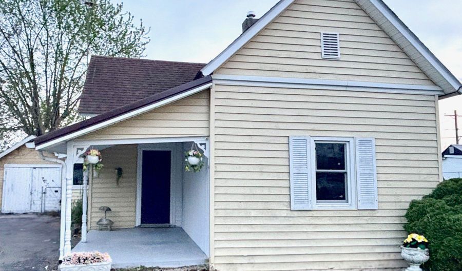 513 W Washington St, Alexandria, IN 46001 - 2 Beds, 1 Bath